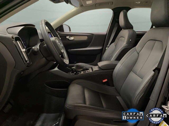 2025 Volvo XC40 B5 Core Dallas TX