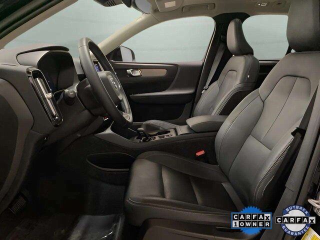 2025 Volvo XC40 B5 Core Dallas TX