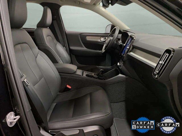2025 Volvo XC40 B5 Core Dallas TX