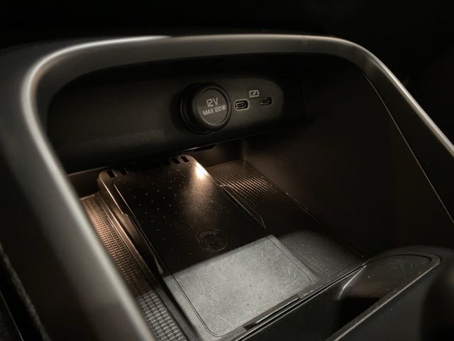 2025 Volvo XC40 B5 Core Dallas TX