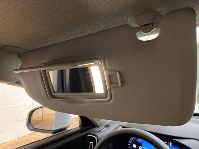 2025 Volvo XC40 B5 Core Dallas TX