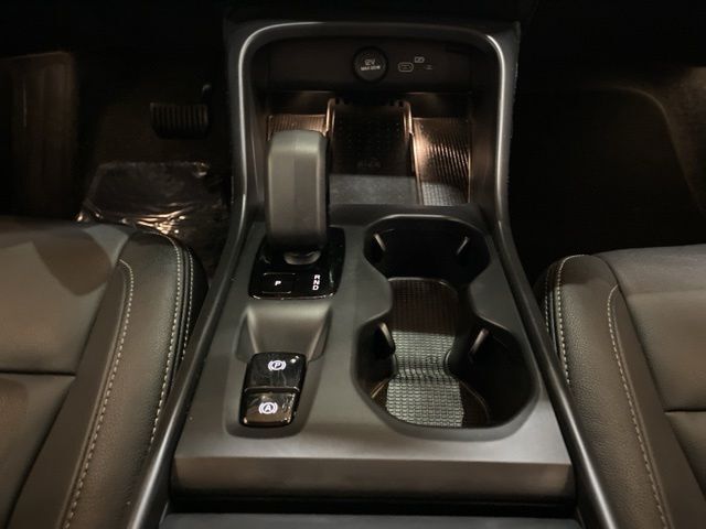 2025 Volvo XC40 B5 Core Dallas TX