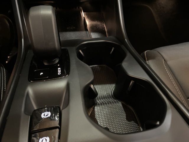 2025 Volvo XC40 B5 Core Dallas TX