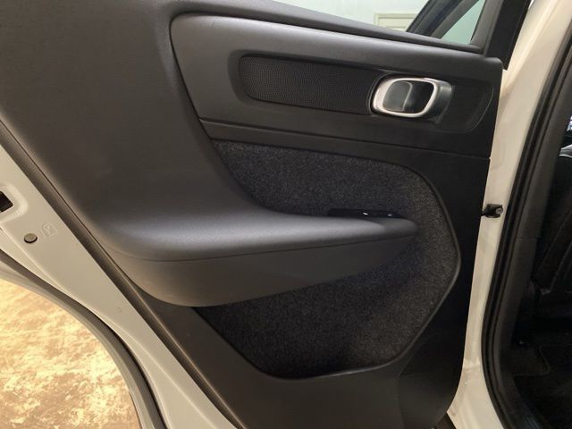 2025 Volvo XC40 B5 Core Dallas TX