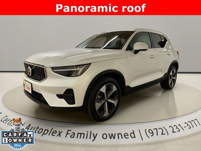 2025 Volvo XC40