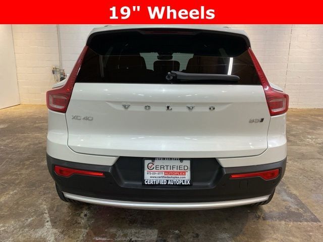2025 Volvo XC40 B5 Core Dallas TX