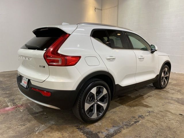 2025 Volvo XC40 B5 Core Dallas TX
