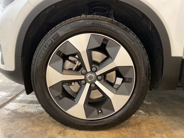 2025 Volvo XC40 B5 Core Dallas TX