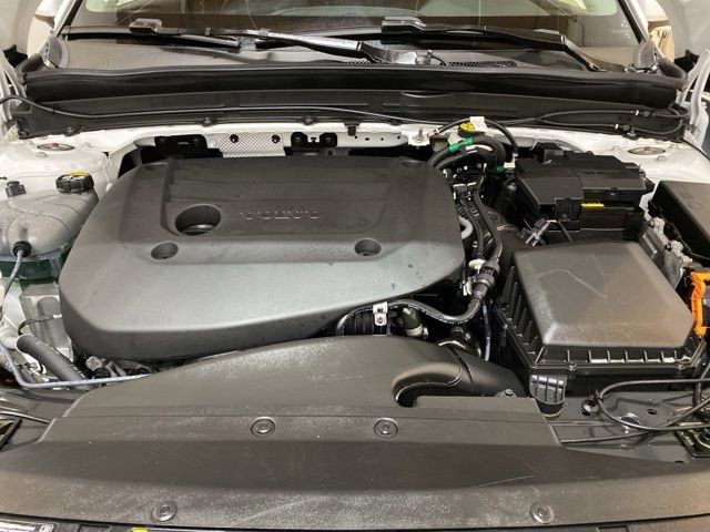 2025 Volvo XC40 B5 Core Dallas TX