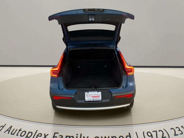 2025 Volvo XC40 B5 Core Dallas TX