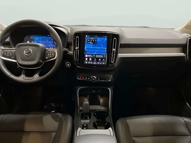 2025 Volvo XC40 B5 Core Dallas TX