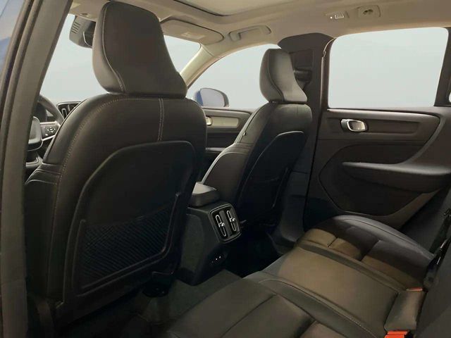 2025 Volvo XC40 B5 Core Dallas TX