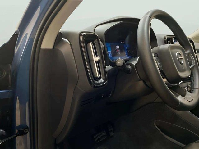 2025 Volvo XC40 B5 Core Dallas TX