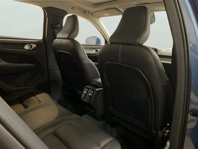 2025 Volvo XC40 B5 Core Dallas TX