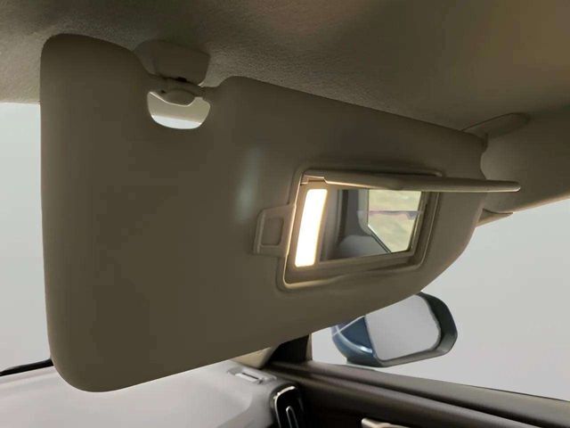 2025 Volvo XC40 B5 Core Dallas TX