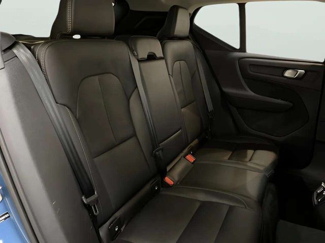 2025 Volvo XC40 B5 Core Dallas TX