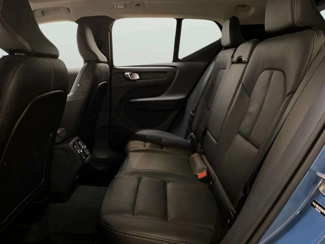 2025 Volvo XC40 B5 Core Dallas TX