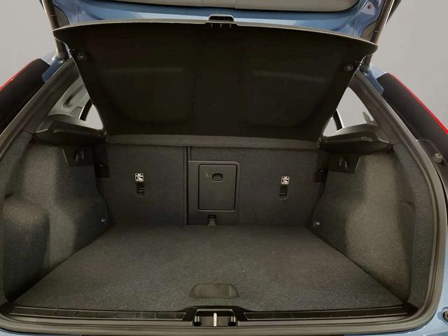 2025 Volvo XC40 B5 Core Dallas TX