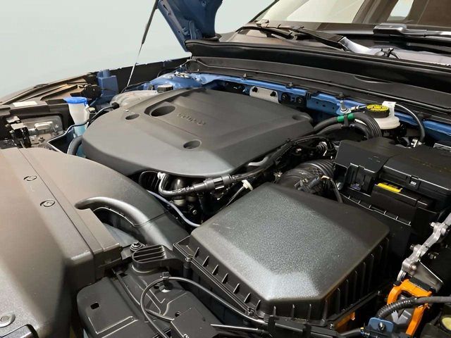 2025 Volvo XC40 B5 Core Dallas TX