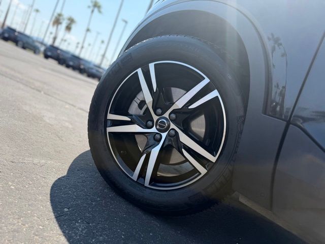 2025 Volvo XC40 B5 Core Tucson AZ