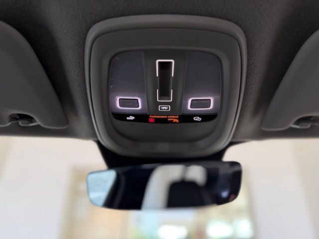 2025 Volvo XC40 B5 Core Tucson AZ