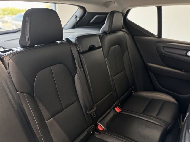 2025 Volvo XC40 B5 Core Tucson AZ