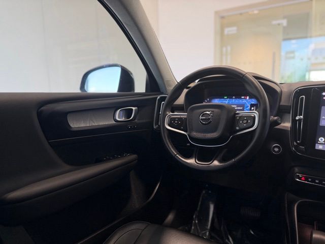2025 Volvo XC40 B5 Core Tucson AZ