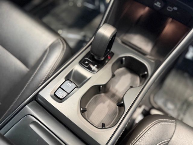 2025 Volvo XC40 B5 Core Tucson AZ