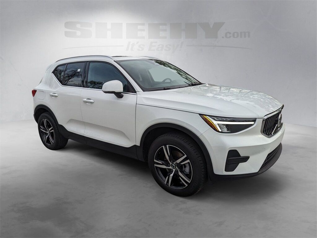 2025 Volvo XC40 B5 Core Hunt Valley MD