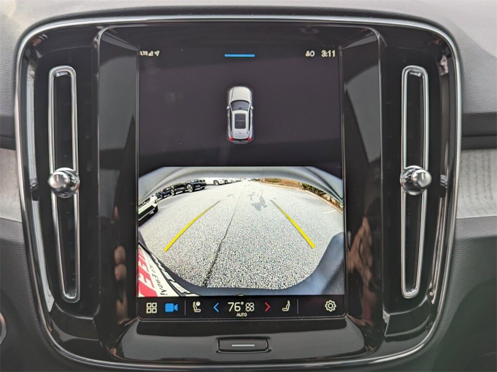 2025 Volvo XC40 B5 Core Hunt Valley MD