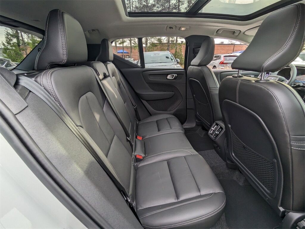 2025 Volvo XC40 B5 Core Hunt Valley MD