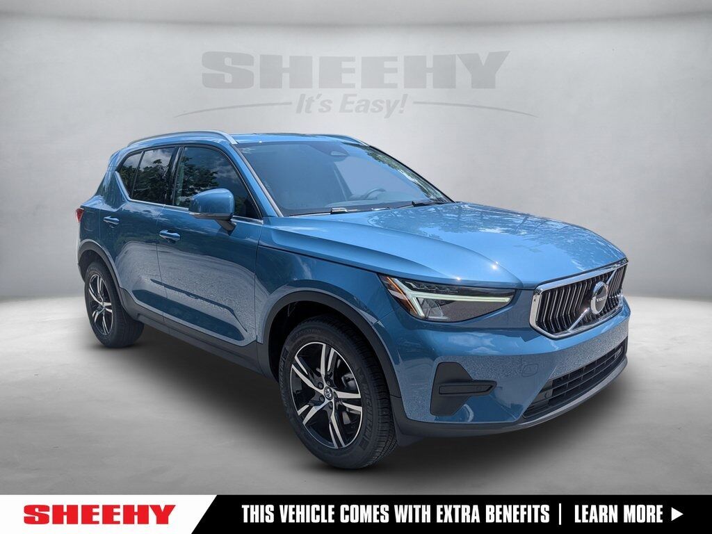 2025 Volvo XC40 B5 Core Hunt Valley MD