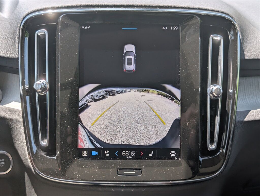 2025 Volvo XC40 B5 Core Hunt Valley MD