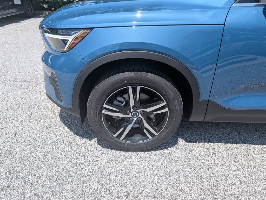 2025 Volvo XC40 B5 Core Hunt Valley MD