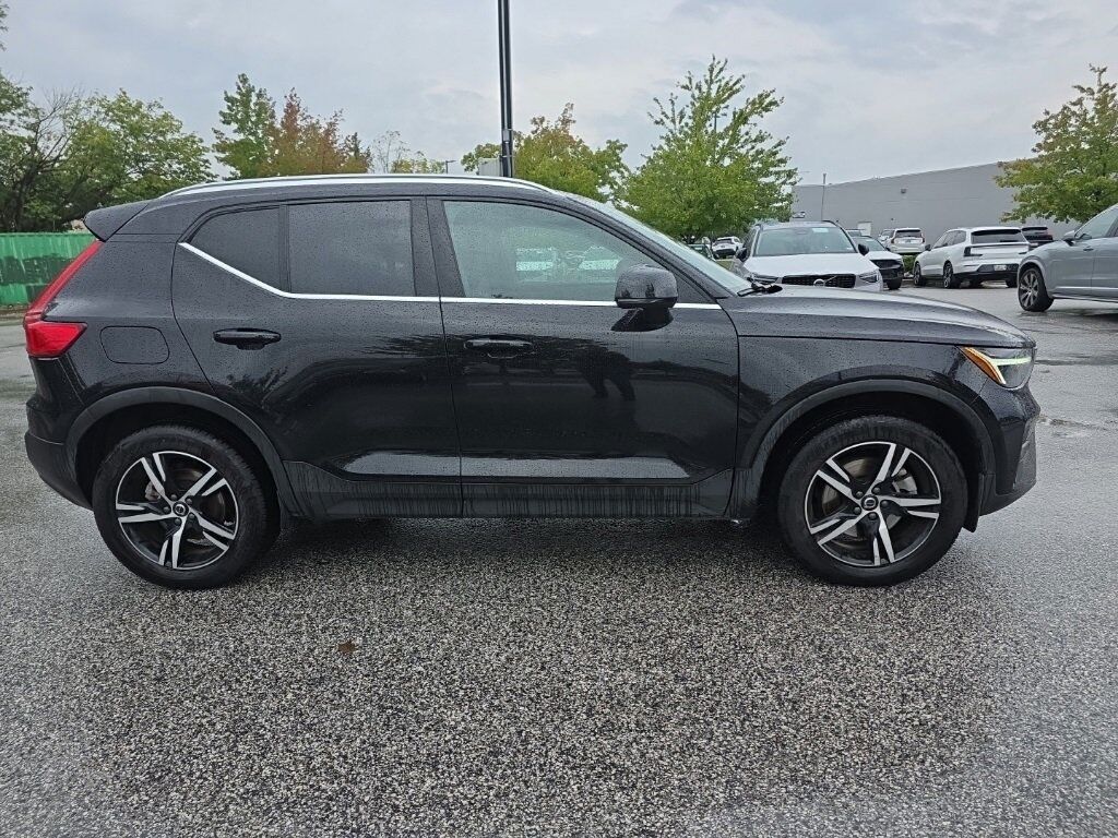 2025 Volvo XC40 B5 Core Hunt Valley MD