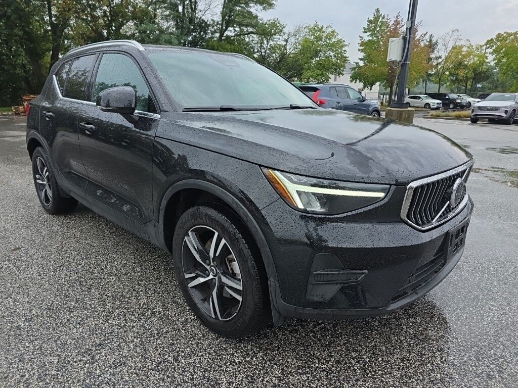 2025 Volvo XC40 B5 Core Hunt Valley MD