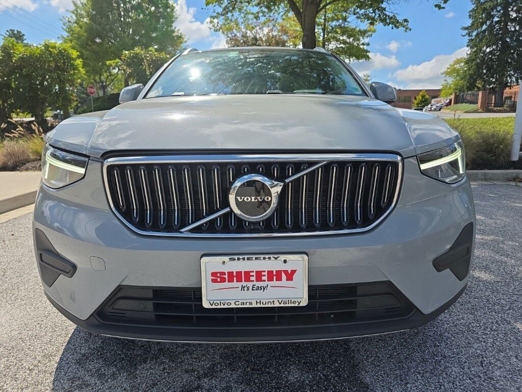 2025 Volvo XC40 B5 Core Hunt Valley MD