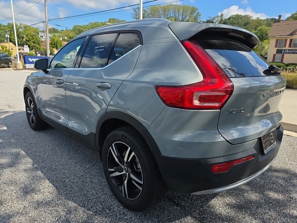 2025 Volvo XC40 B5 Core Hunt Valley MD