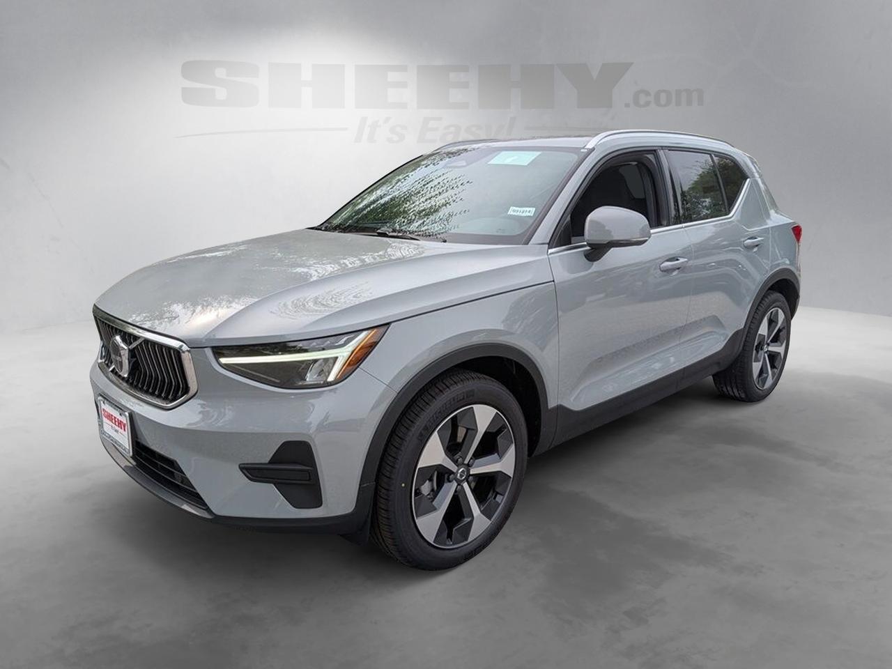 2025 Volvo XC40 B5 Core Hunt Valley MD