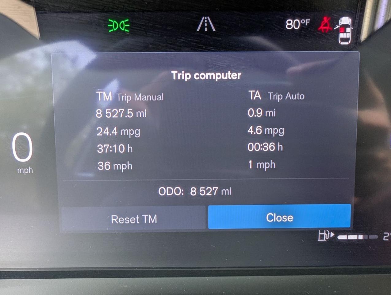 2025 Volvo XC40 B5 Hybrid AWD ULTRA | Harman Kardon, Pilot Assist, Climate Pkg * Portland OR