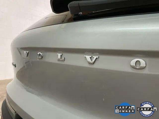 2025 Volvo XC40 B5 Plus Bright Theme Dallas TX