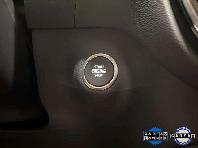 2025 Volvo XC40 B5 Plus Bright Theme Dallas TX