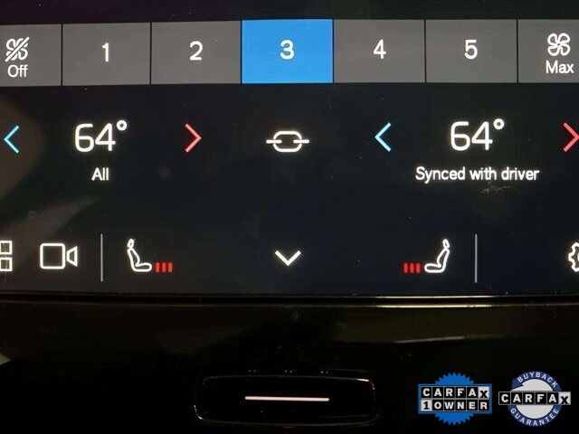 2025 Volvo XC40 B5 Plus Bright Theme Dallas TX