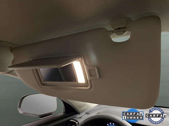 2025 Volvo XC40 B5 Plus Bright Theme Dallas TX