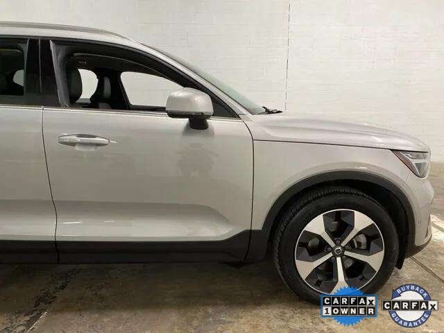 2025 Volvo XC40 B5 Plus Bright Theme Dallas TX