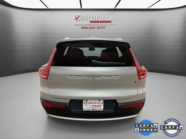 2025 Volvo XC40 B5 Plus Bright Theme Dallas TX