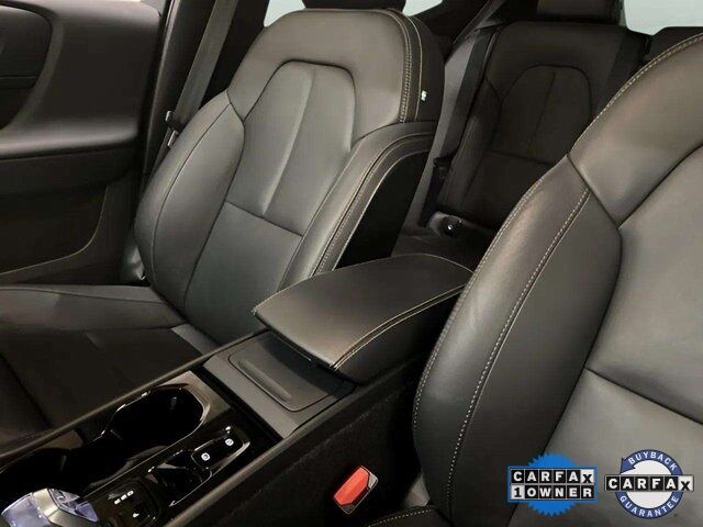 2025 Volvo XC40 B5 Plus Bright Theme Dallas TX