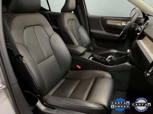 2025 Volvo XC40 B5 Plus Bright Theme Dallas TX