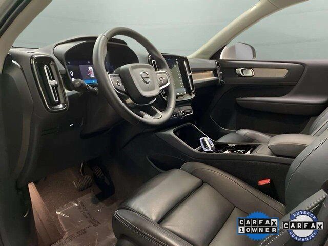 2025 Volvo XC40 B5 Plus Bright Theme Dallas TX