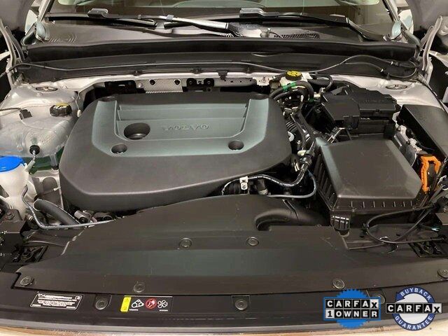 2025 Volvo XC40 B5 Plus Bright Theme Dallas TX